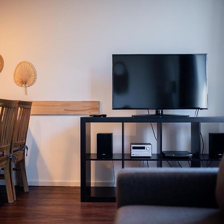 Apartments Am Suedkanal Хамбург Екстериор снимка
