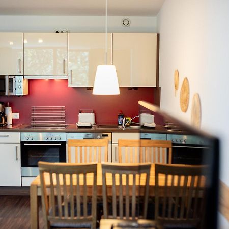 Apartments Am Suedkanal Хамбург Екстериор снимка