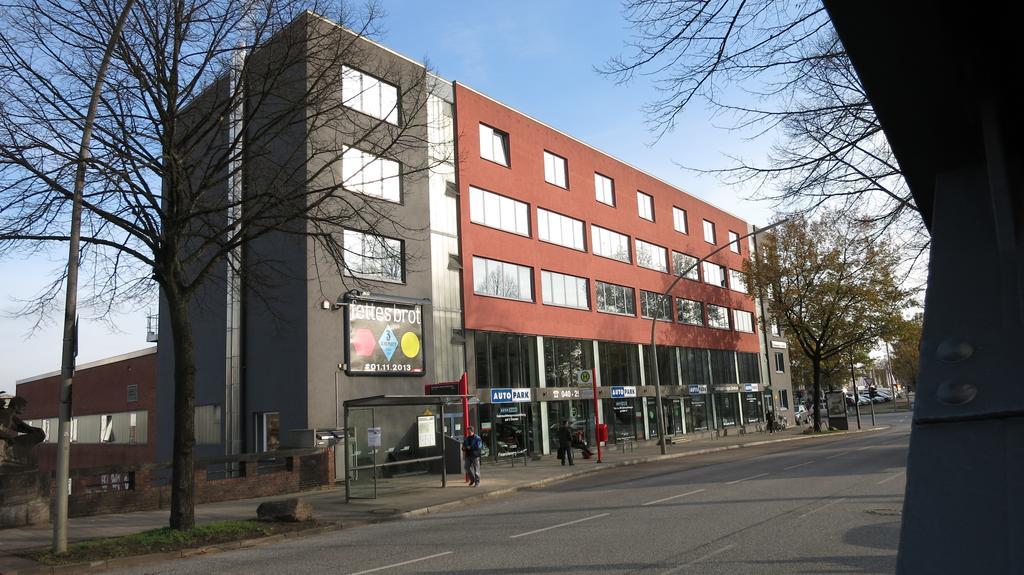 Apartments Am Suedkanal Хамбург Екстериор снимка